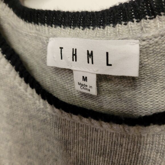 THML Ruffled Knit Top Sweater Gray Womens Size Medium Boho - Picture 4 of 9